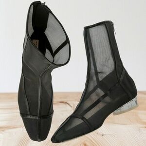 NWT Antonio Melani x Elizabeth Damrich Femme Cage Mesh Dress Booties Sz 6,5